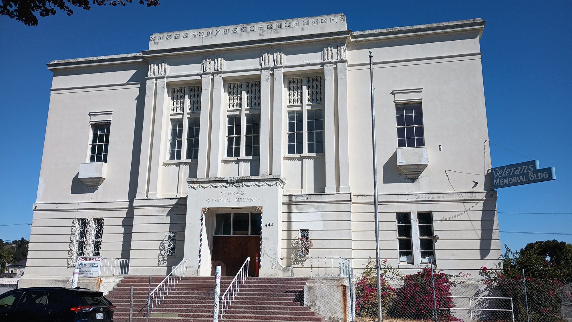 The Veterans Memorial Hall on Alabama Street, which has been closed since 2005.