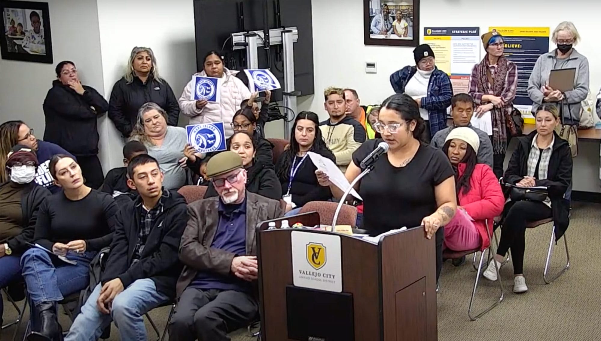 Mare Island Academy tutor and parent Zayra Herrera speaks at the Nov. 20 Vallejo school board meeting. 