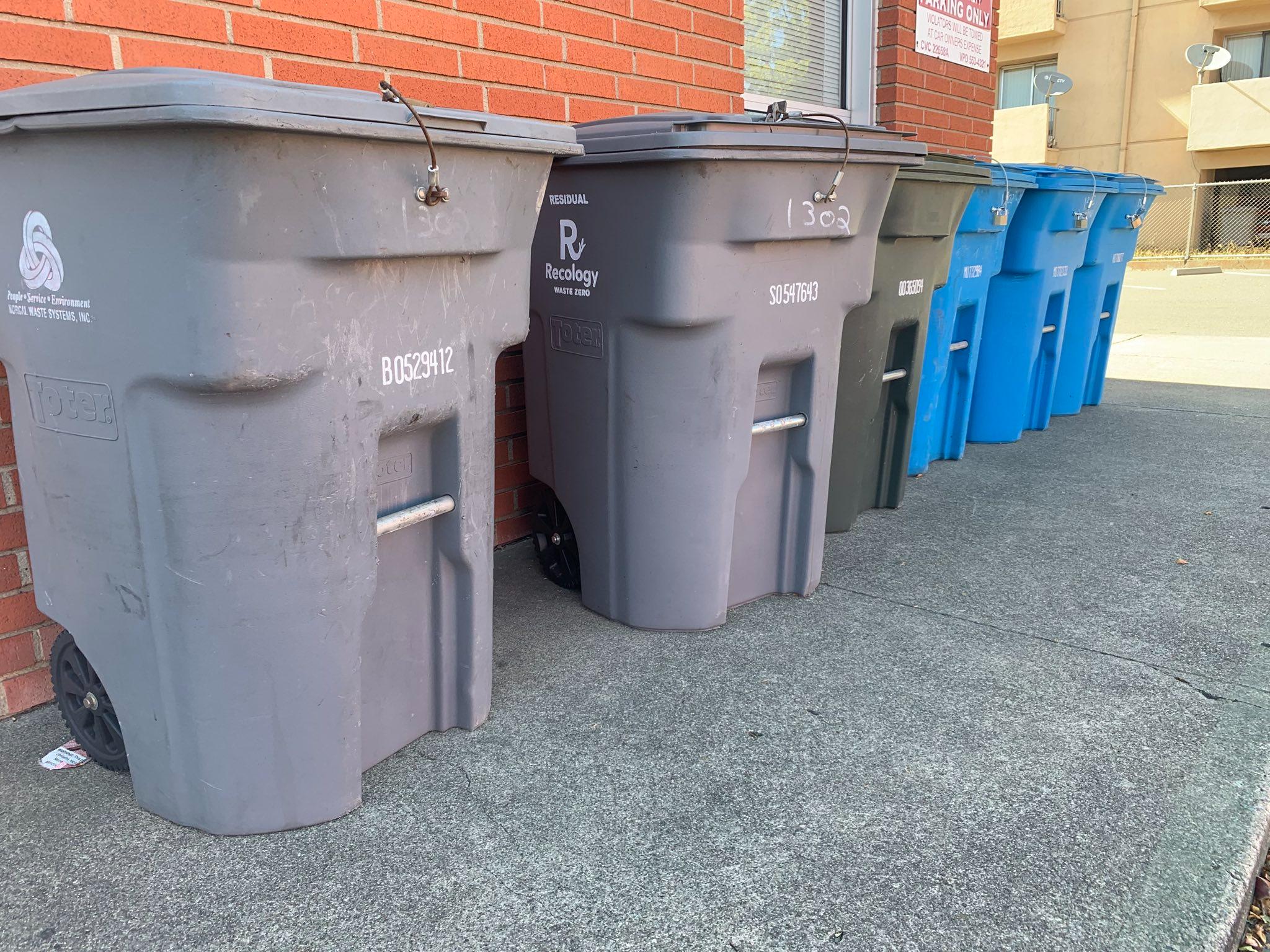 https://www.vallejosun.com/content/images/size/w2000/2022/05/vallejo-garbage-cans.jpeg